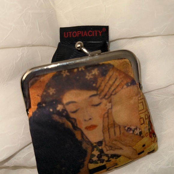 Gustav Klimt “el beso” 💋 The Kiss. Goebel Der Kuss Coin Purse - Picture 3 of 3